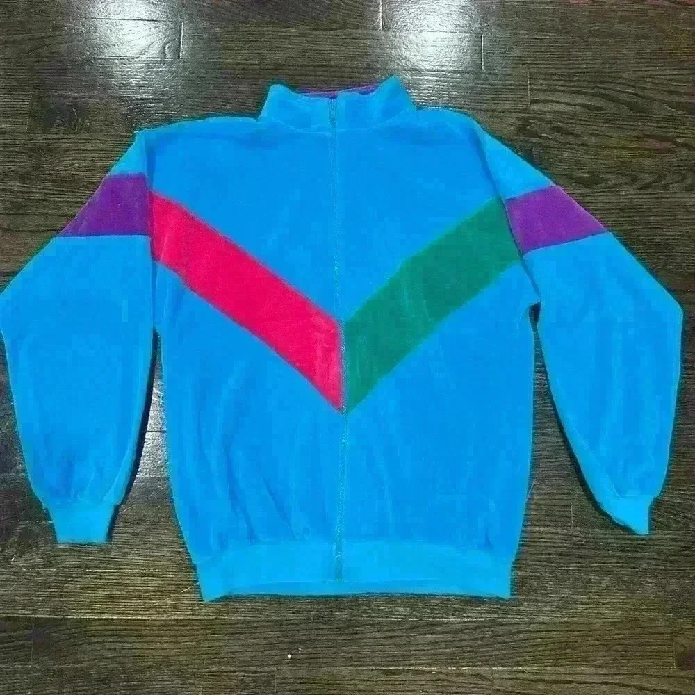 Vintage‎ Colorblock Woman’s Jacket. Size Medium. Throwback style.
